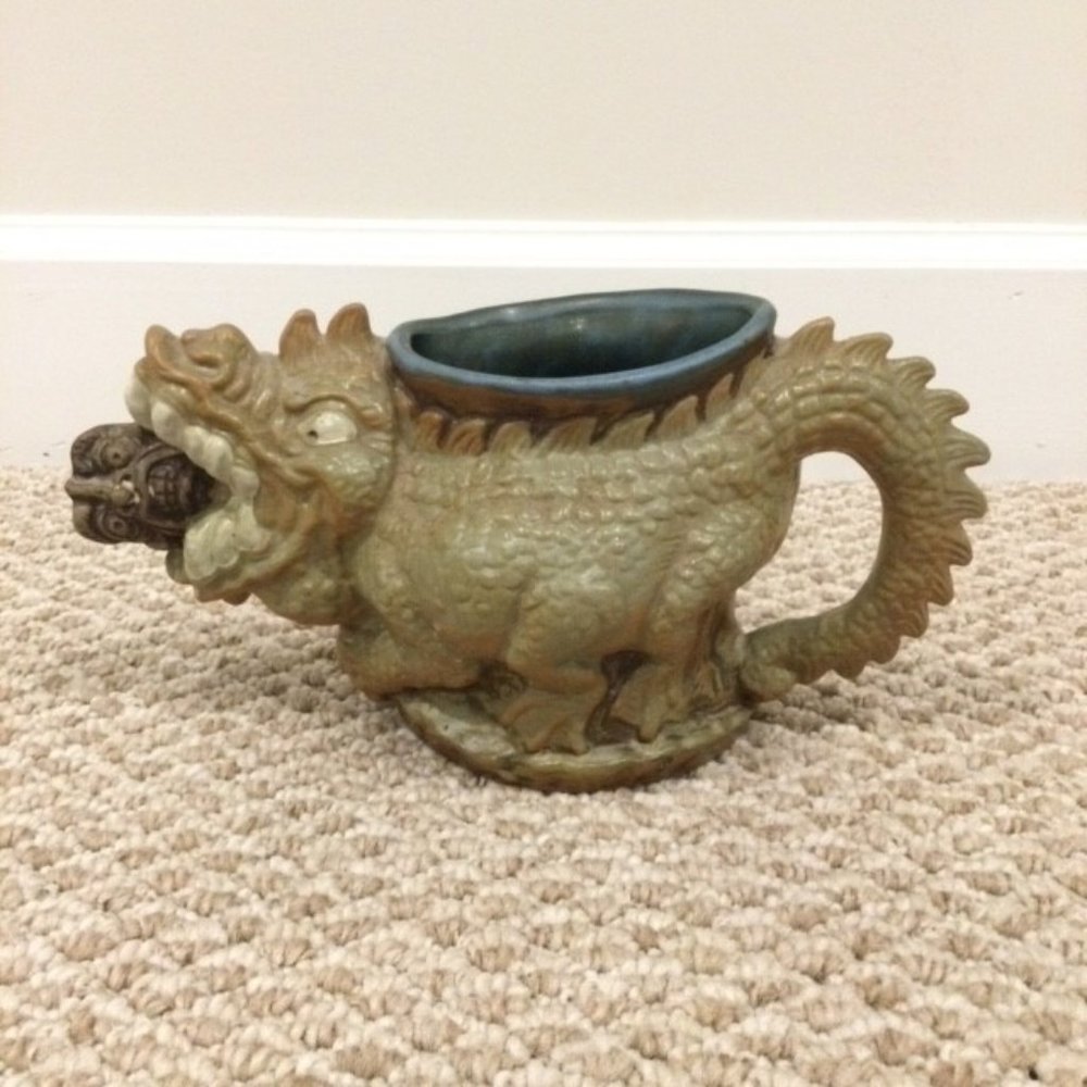 VINTAGE 1973 RUMPH DRAGON w/ TROLL MUG